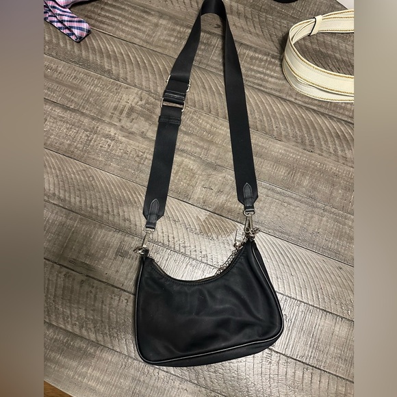 Steve Madden Crossbody Bag - Picture 5 of 6